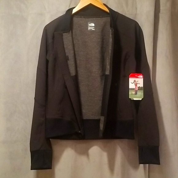 SOLD - North Face Performance Track Jacket - Black - Picture 2 of 7